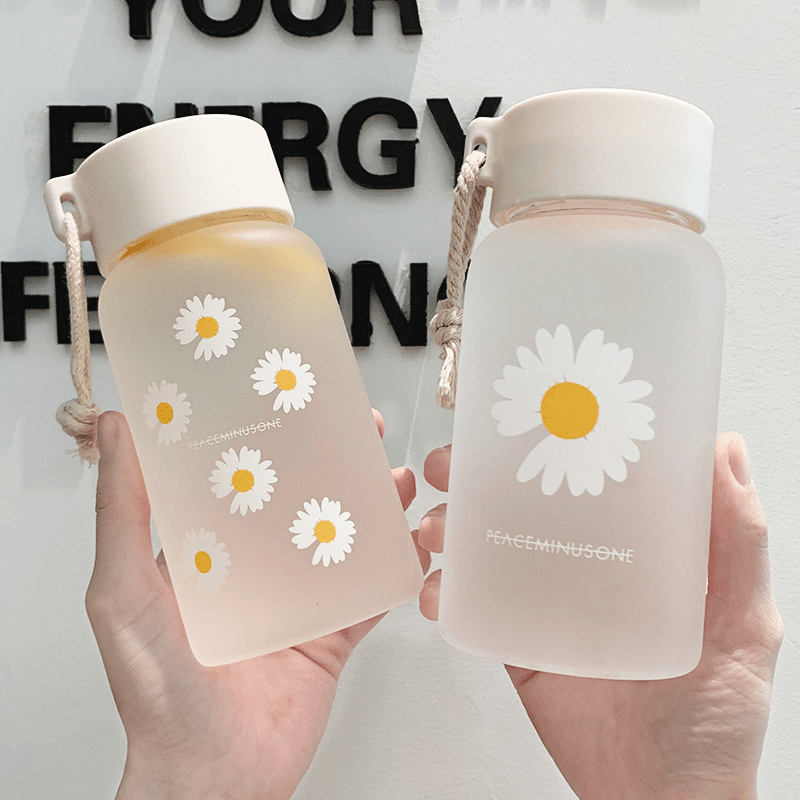 Daisy Frosted Water Bottle