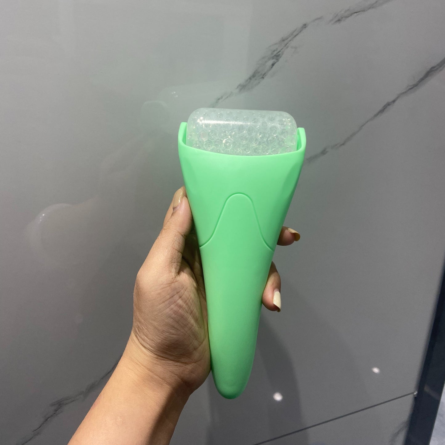 Refreshing Ice Roller for Daily Care