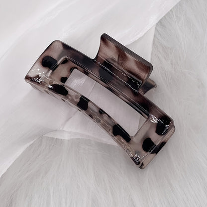 Strong-Hold Resin Hair Claw for Thick Hair