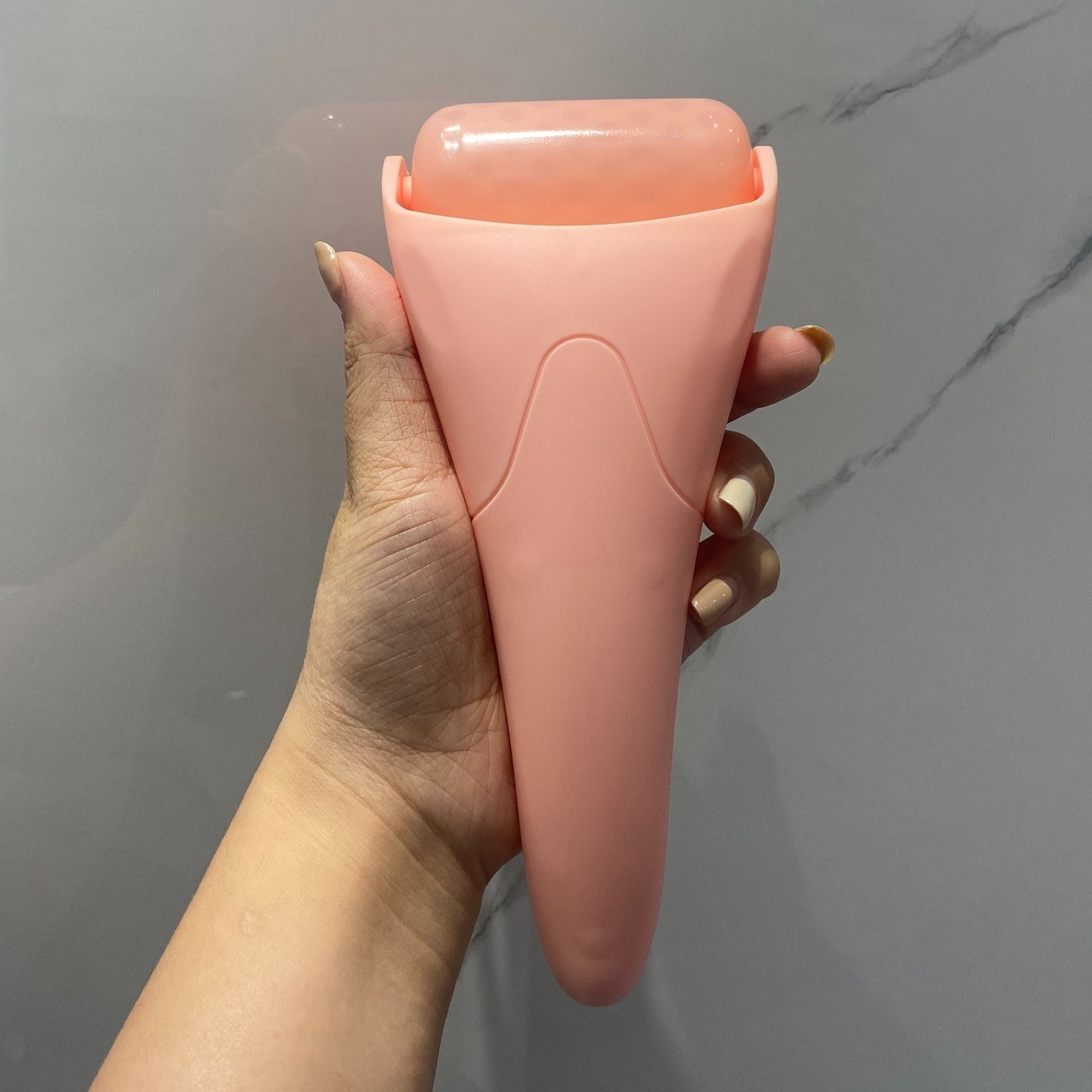 Refreshing Ice Roller for Daily Care